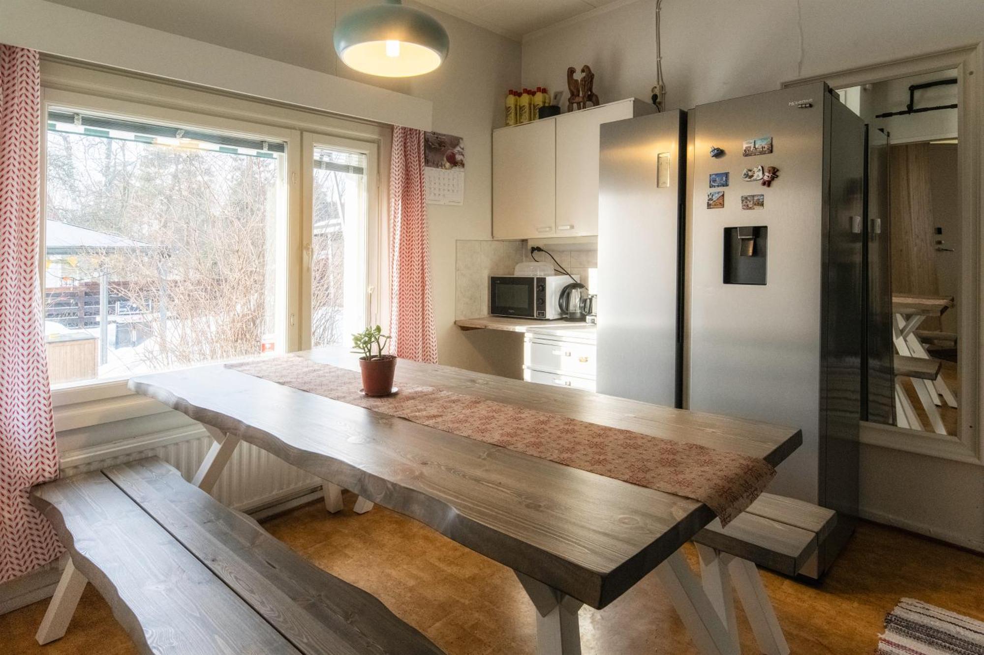 Kalle'S Unluxury Guest House Cl0Sed From 1St Of Feb 2025 Helsinki Bilik gambar